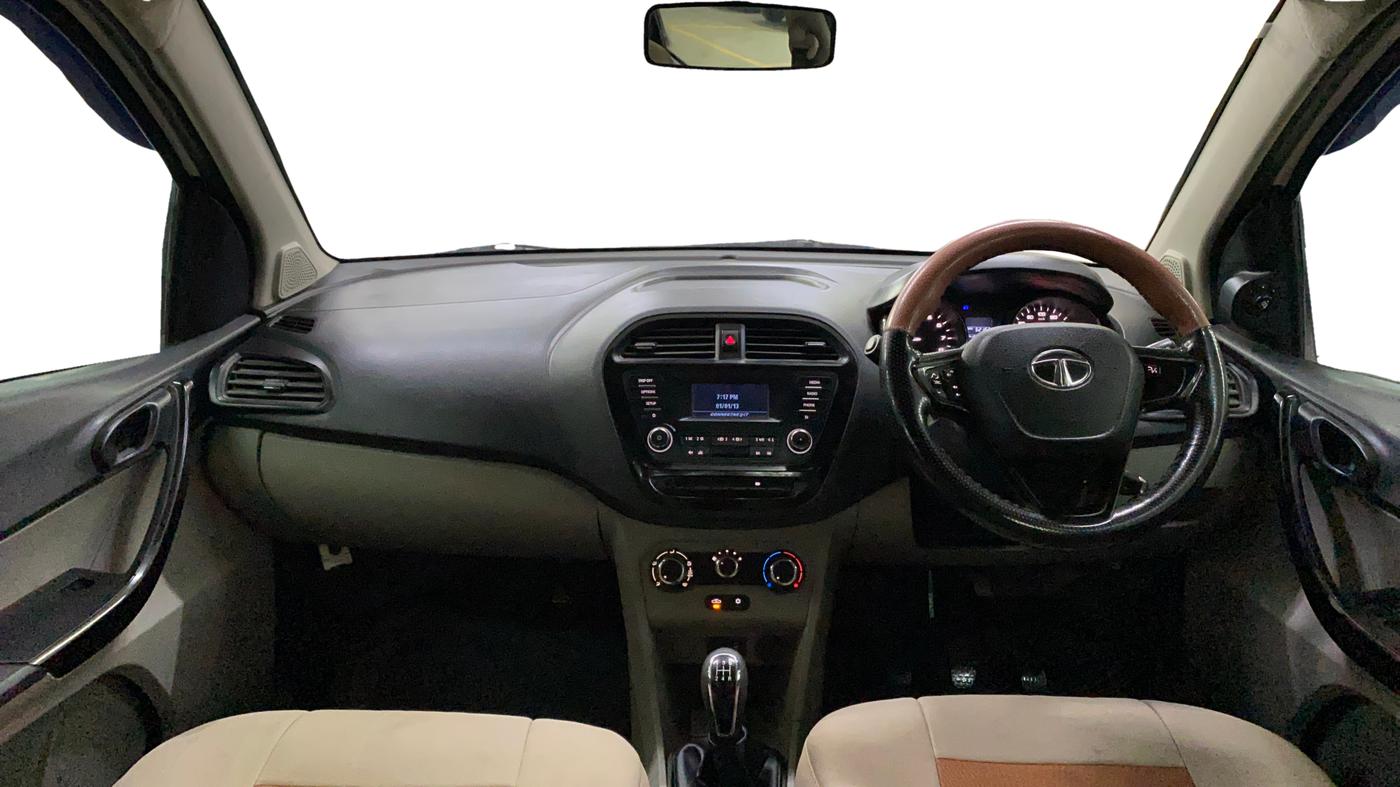 2019 Tata Tiago XZ PETROL, Petrol, Manual, 52,160 km, Dashboard