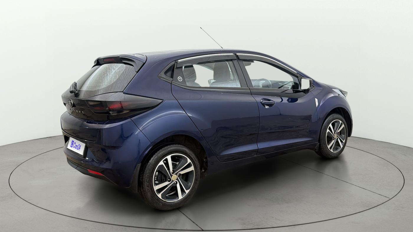 2023 Tata ALTROZ XZ CNG, CNG, Manual, 56,900 km, Right Back Diagonal