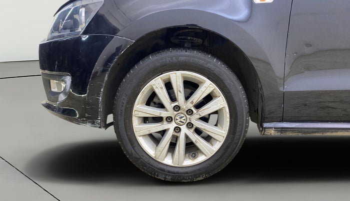 2014 Volkswagen Polo HIGHLINE1.2L, Petrol, Manual, 44,090 km, Left Front Wheel