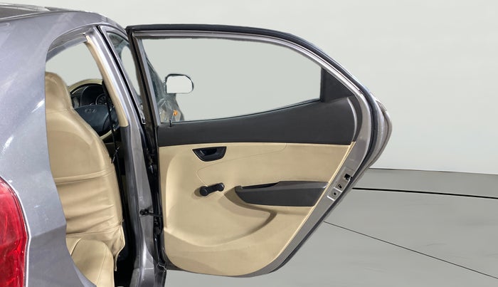 2013 Hyundai Eon MAGNA +, Petrol, Manual, 14,064 km, RHS Rear Door