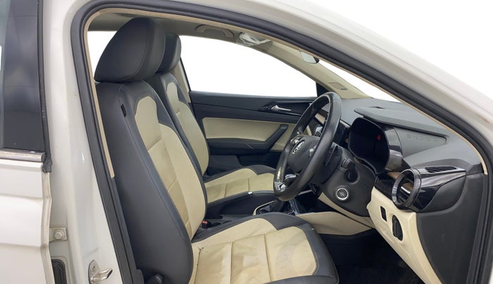 2022 Skoda SLAVIA STYLE 1.0L TSI AT, Petrol, Automatic, 41,072 km, Right Side Front Door Cabin
