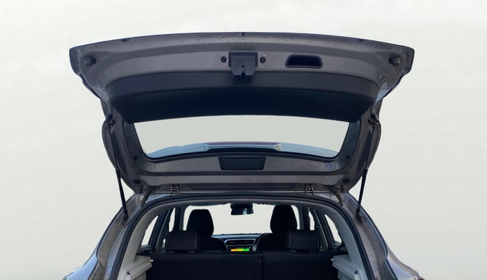 2024 MG ASTOR Sprint 1.5 MT (Ivory), Petrol, Manual, 10,855 km, Boot Door Open