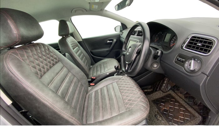 2022 Volkswagen Polo HIGHLINE PLUS 1.0L TSI, Petrol, Manual, 32,468 km, Right Side Front Door Cabin