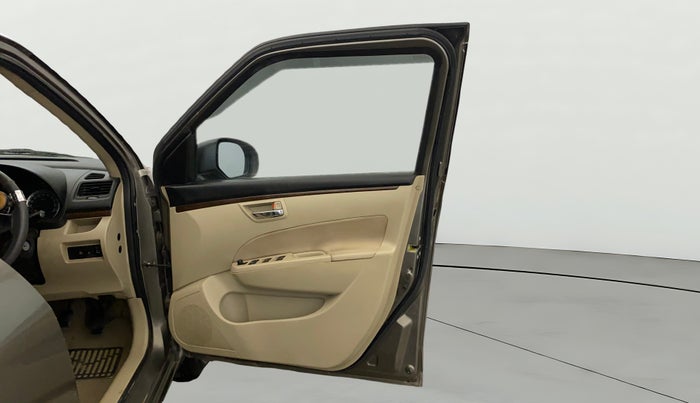 2015 Maruti Swift Dzire VXI, Petrol, Manual, 65,046 km, RHS Front Door