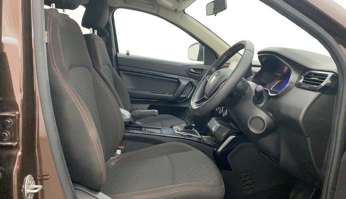 2022 Renault Kiger RXZ AMT, Petrol, Automatic, 25,075 km, Right Side Front Door Cabin