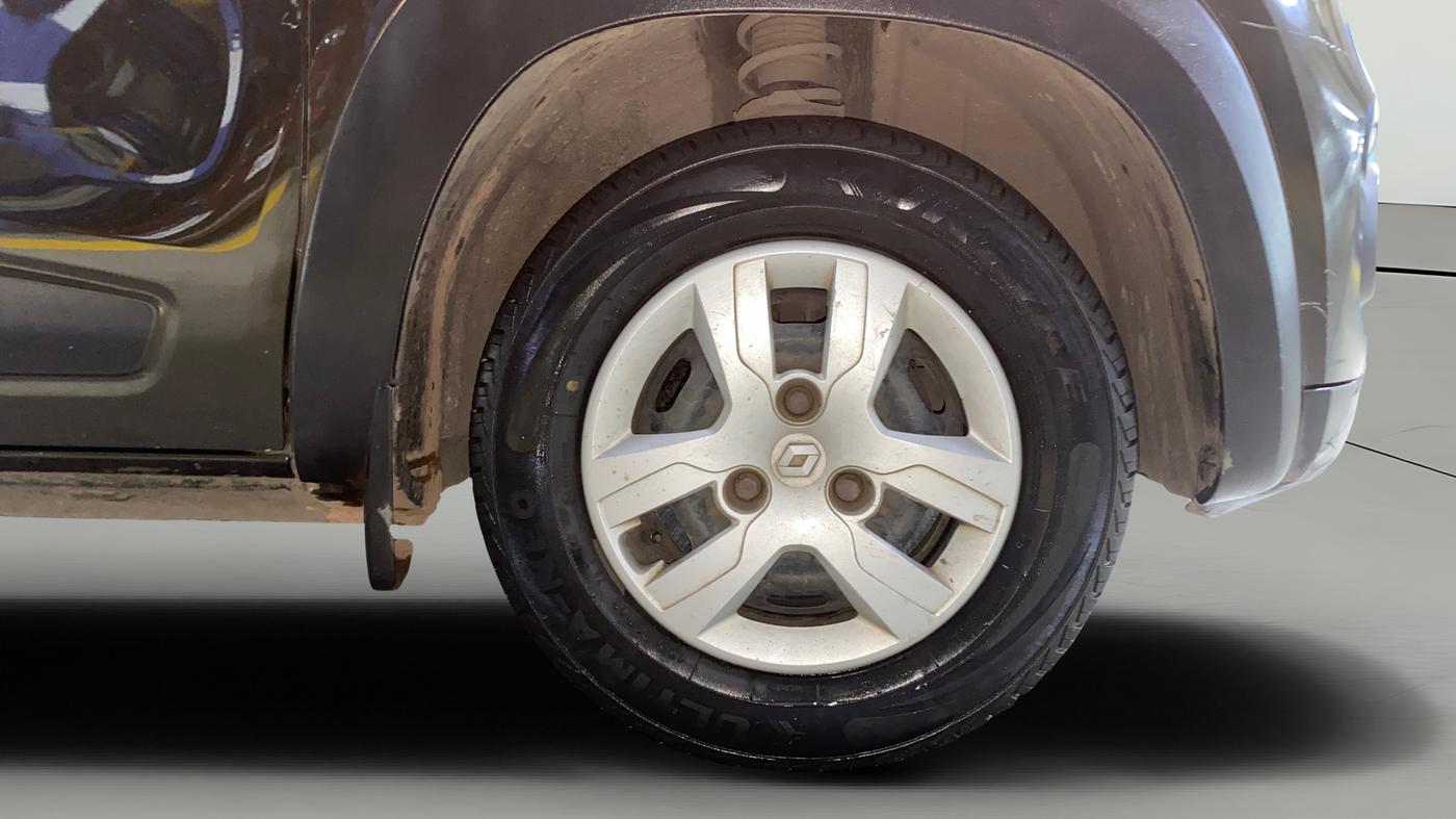 2018 Renault Kwid RXL, Petrol, Manual, 64,220 km, Right Front Wheel