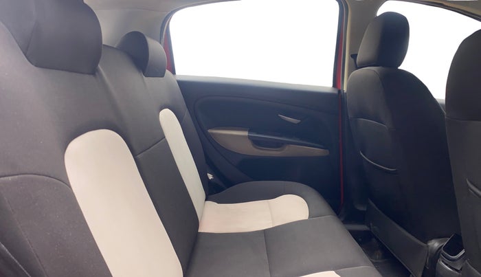 2015 Fiat Punto EVO DYNAMIC 1.2, Petrol, Manual, 1,00,877 km, Right Side Rear Door Cabin