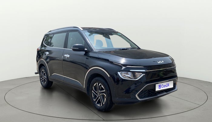 2022 KIA CARENS PRESTIGE PLUS 1.4 PETROL 7 STR, Petrol, Manual, 61,979 km, Right Front Diagonal