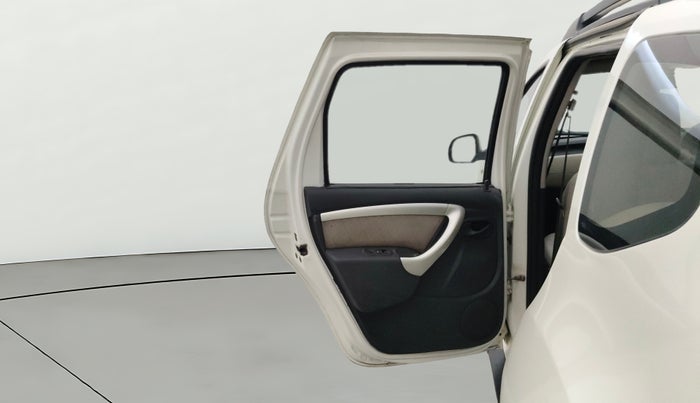 2014 Renault Duster 85 PS RXL DIESEL (OPT), Diesel, Manual, 77,496 km, LHS Rear Door