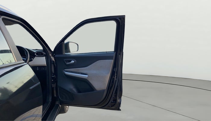 2023 Nissan MAGNITE XL, Petrol, Manual, 20,184 km, RHS Front Door