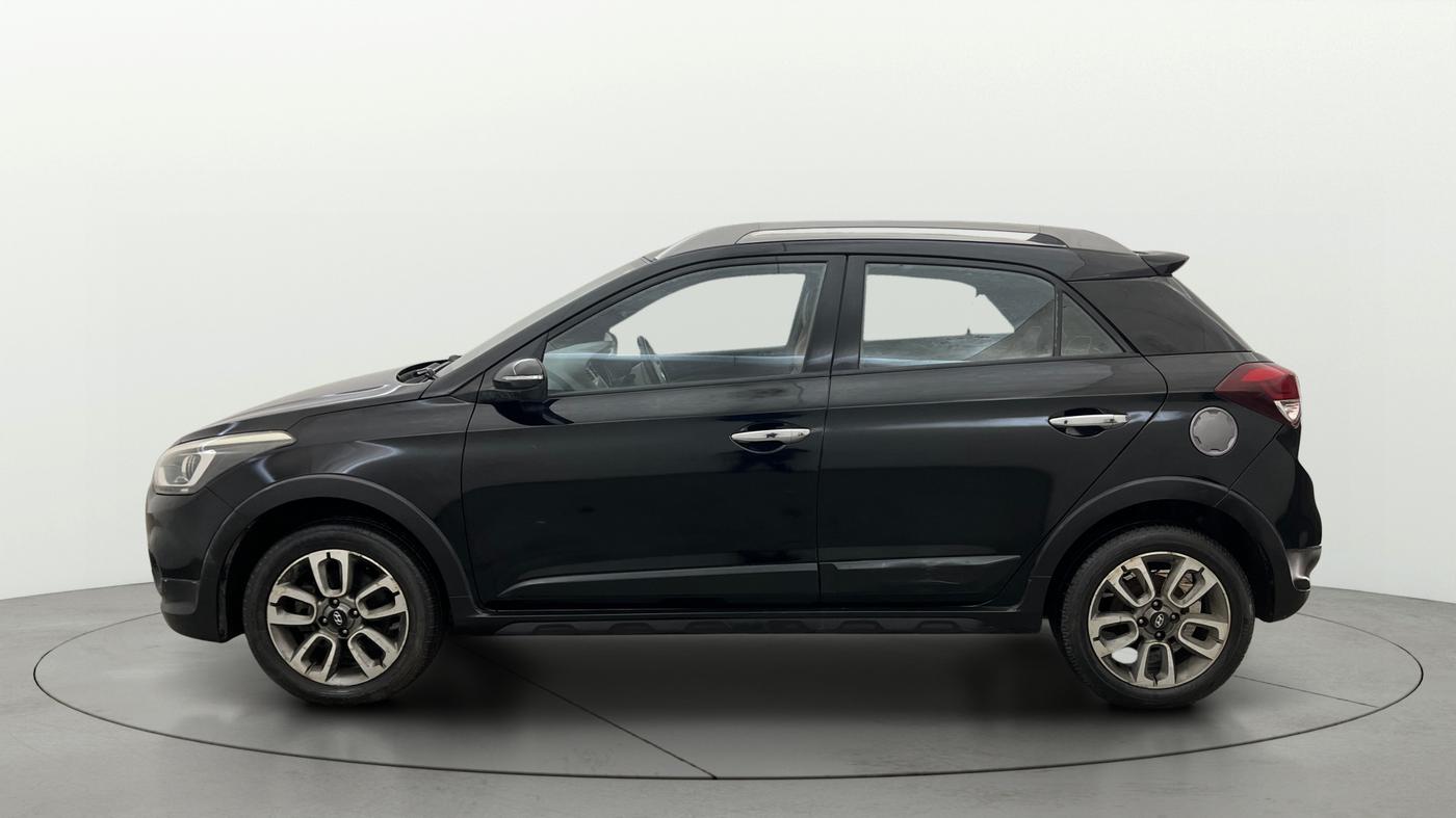 2015 Hyundai i20 Active 1.4 S, Diesel, Manual, 1,25,285 km, Left Side