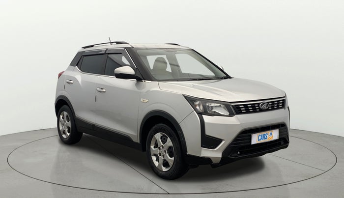 2019 Mahindra XUV300 W6 1.5 DIESEL, Diesel, Manual, 88,443 km, Right Front Diagonal