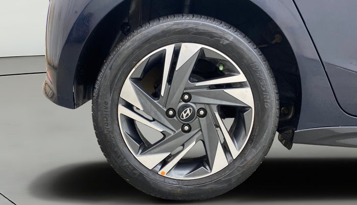 2021 Hyundai NEW I20 ASTA (O) 1.0 TURBO GDI DCT, Petrol, Automatic, 62,613 km, Right Rear Wheel