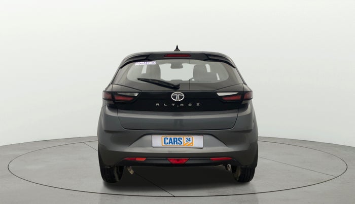 2023 Tata ALTROZ XZ + SUNROOF, Petrol, Manual, 8,013 km, Back/Rear