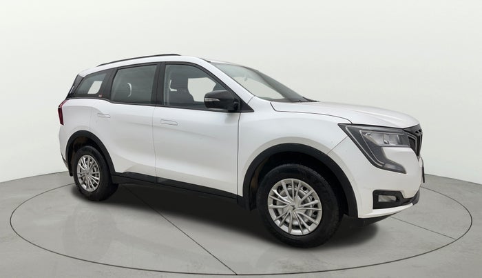 2023 Mahindra XUV700 MX P MT 5 STR, Petrol, Manual, 23,750 km, SRP
