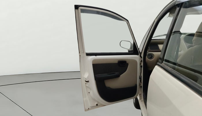 2015 Tata Nano TWIST XT, Petrol, Manual, 6,772 km, LHS Front Door