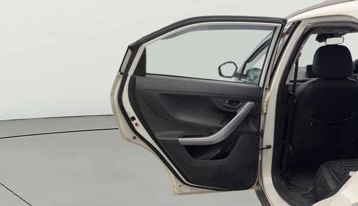 2022 Tata NEXON XM SUNROOF PETROL, Petrol, Manual, 24,073 km, LHS Rear Door