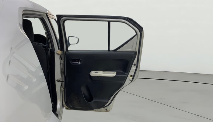 2017 Maruti IGNIS DELTA 1.2 AMT, CNG, Automatic, 1,32,357 km, RHS Rear Door