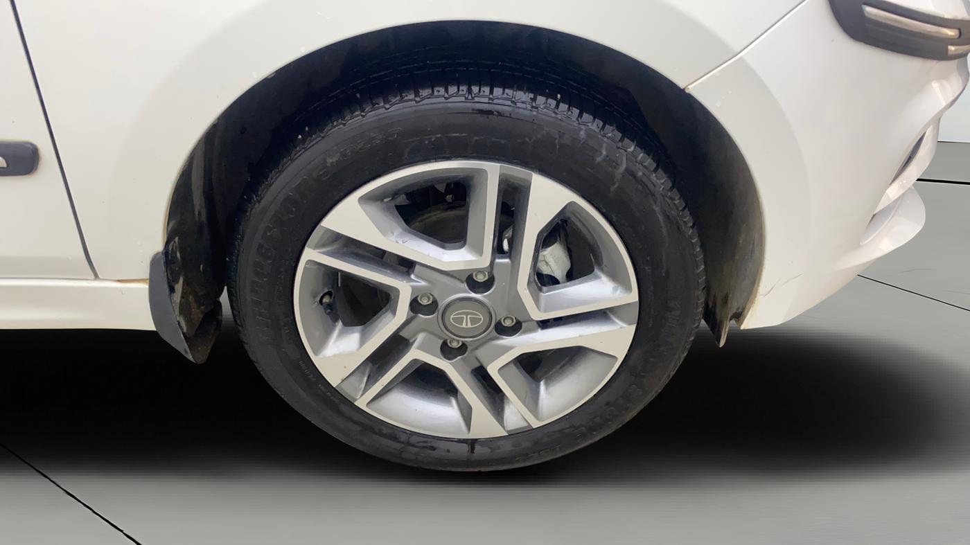 2024 Tata TIGOR XZ PLUS PETROL, Petrol, Manual, 5,590 km, Right Front Wheel
