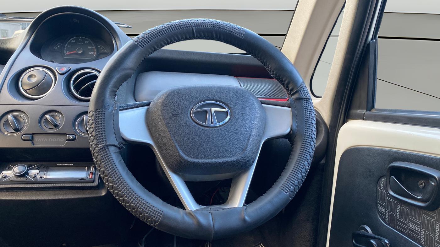 2015 Tata Nano TWIST XM, Petrol, Manual, 76,059 km, Steering Wheel Close Up