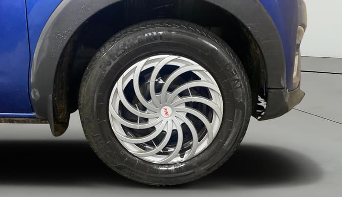 2019 Renault TRIBER RXZ, Petrol, Manual, 34,499 km, Right Front Wheel