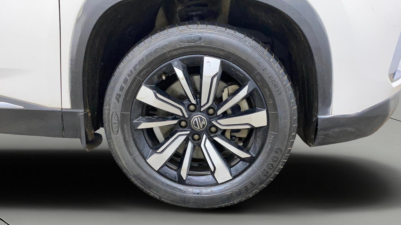 2020 MG HECTOR SHARP HYBRID 1.5 PETROL, Petrol, Manual, 70,953 km, Right Front Wheel