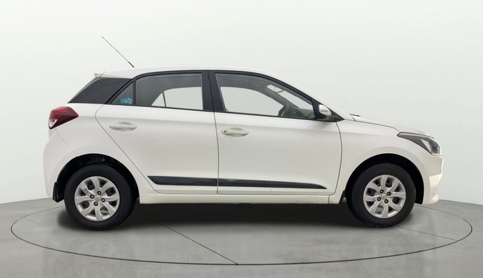 2016 Hyundai Elite i20 SPORTZ 1.2, Petrol, Manual, 32,569 km, Right Side View