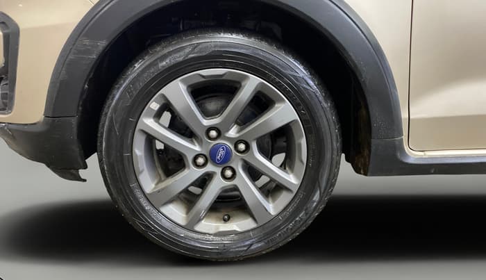 2018 Ford FREESTYLE TITANIUM PLUS 1.2 PETROL, Petrol, Manual, 63,488 km, Left Front Wheel