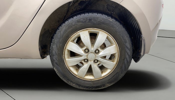 2013 Hyundai i20 ASTA 1.2, Petrol, Manual, 1,03,608 km, Left Rear Wheel