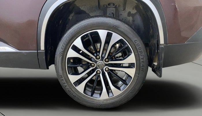 2022 MG HECTOR SHARP HYBRID 1.5 PETROL, Petrol, Manual, 70,176 km, Left Rear Wheel