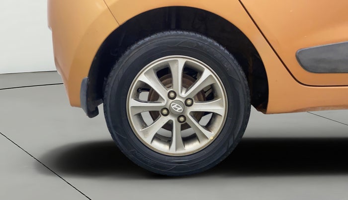 2015 Hyundai Grand i10 ASTA (O) 1.2 KAPPA VTVT, Petrol, Manual, 90,736 km, Right Rear Wheel