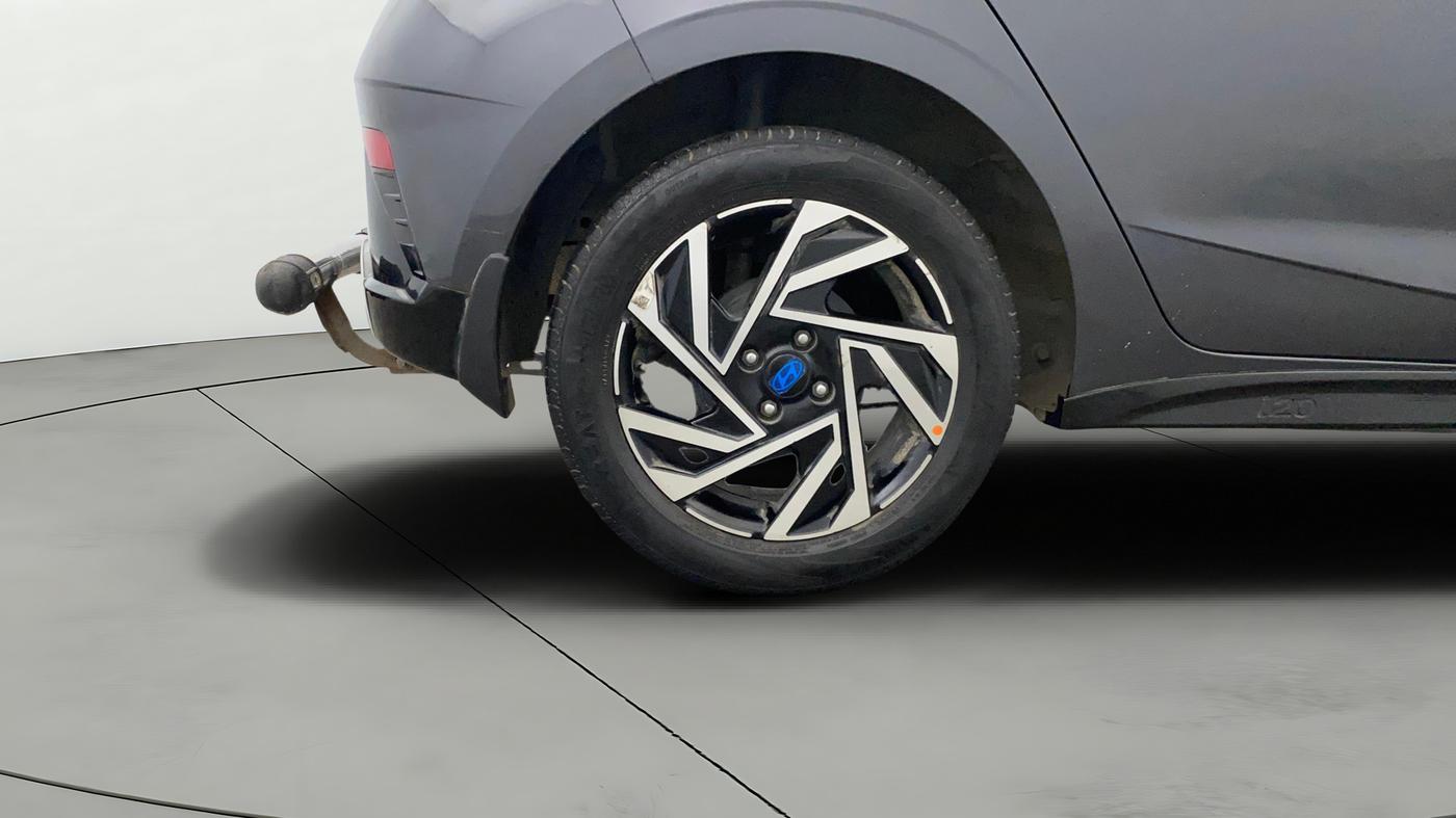2024 Hyundai NEW I20 ASTA 1.2 MT, Petrol, Manual, 63,363 km, Right Rear Wheel