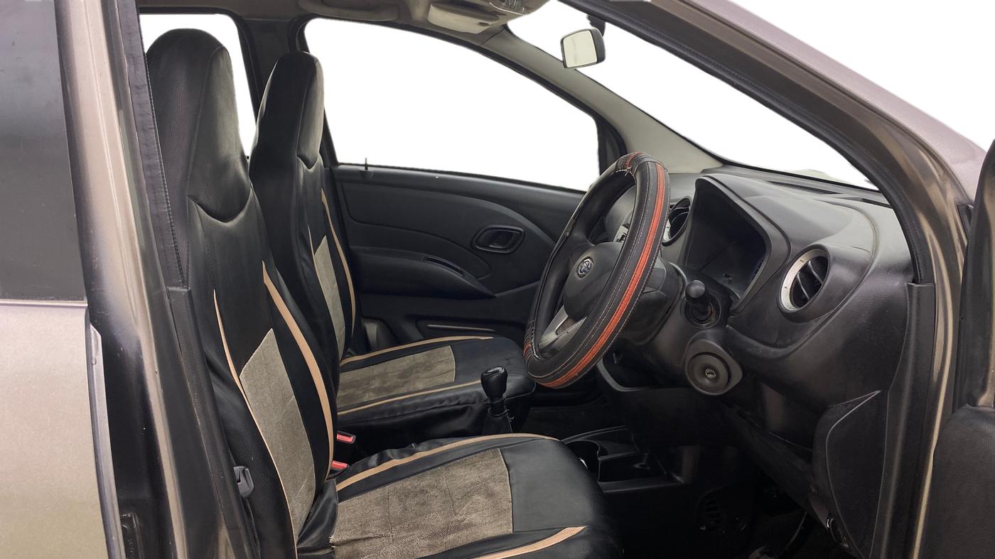 2017 Datsun Redi Go T (O), Petrol, Manual, 67,296 km, Right Side Front Door Cabin