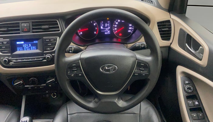 2018 Hyundai Elite i20 SPORTZ 1.2, Petrol, Manual, 1,06,107 km, Steering Wheel Close Up