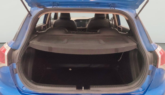 2017 Hyundai Elite i20 SPORTZ 1.2, Petrol, Manual, 34,864 km, Boot Open Zoomed View