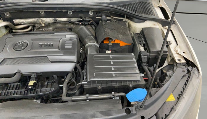 2014 Skoda Octavia ELEGANCE 1.8 TSI AT, Petrol, Automatic, 56,359 km, Engine View - Left