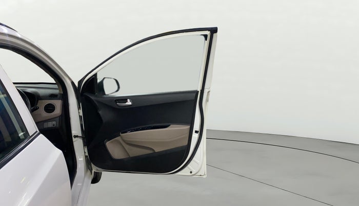 2016 Hyundai Grand i10 SPORTZ 1.2 KAPPA VTVT, Petrol, Manual, 40,629 km, RHS Front Door