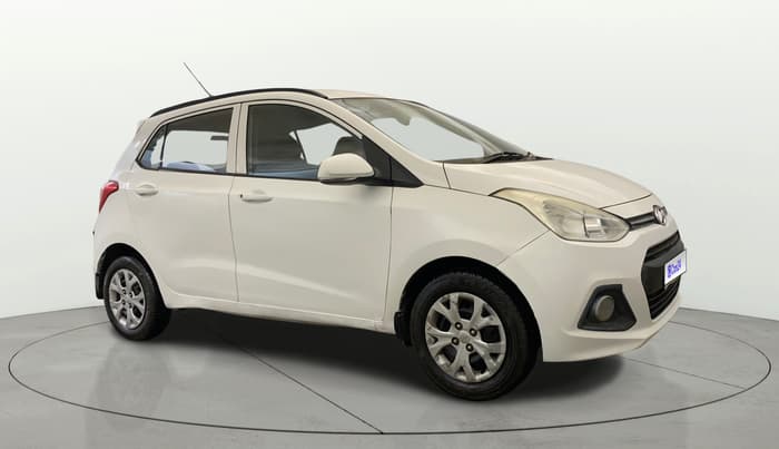 2015 Hyundai Grand i10 SPORTZ 1.1 CRDI, Diesel, Manual, 1,29,188 km, Right Front Diagonal