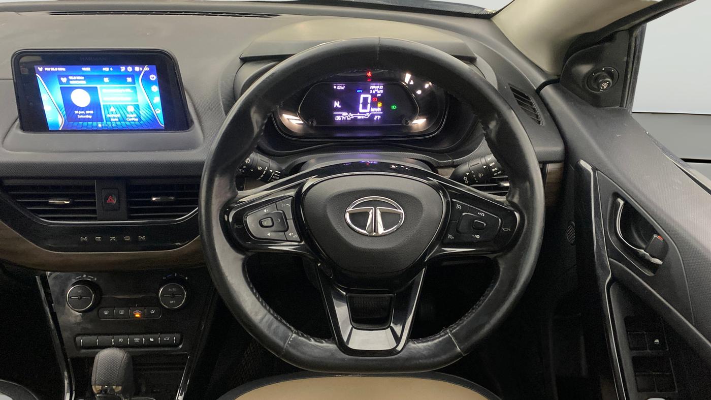 2022 Tata NEXON XZA PLUS (PREMIUM) KAZIRANGA DIESEL, Diesel, Automatic, 1,36,650 km, Steering Wheel Close Up