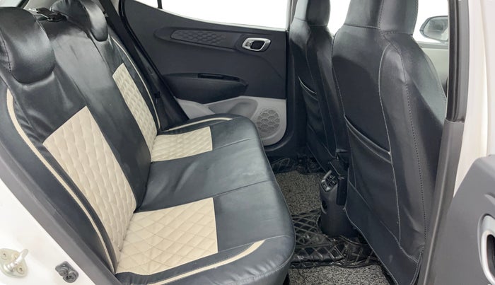 2023 Hyundai GRAND I10 NIOS SPORTZ 1.2 KAPPA VTVT, CNG, Manual, 31,918 km, Right Side Rear Door Cabin