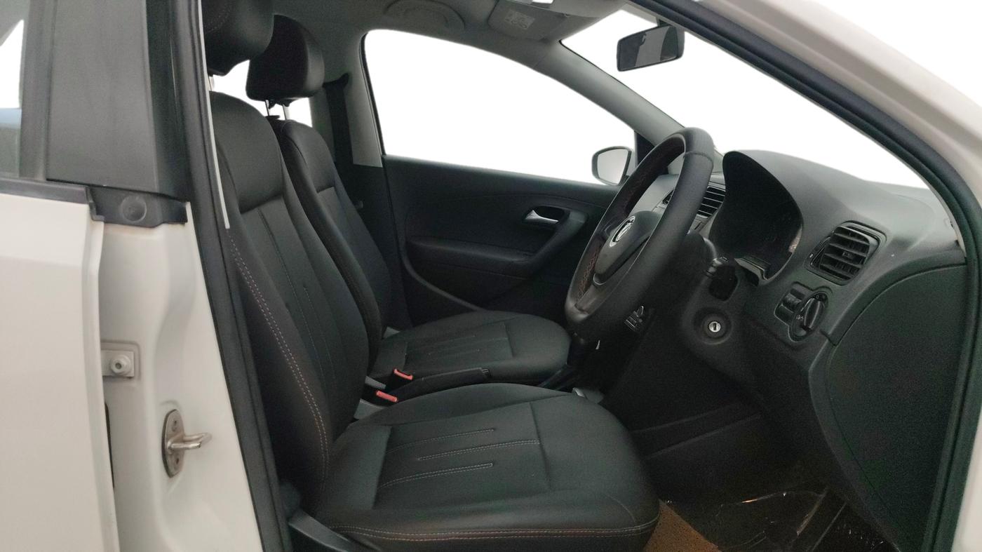 2021 Volkswagen Polo COMFORTLINE 1.0L TSI AT, Petrol, Automatic, 32,487 km, Right Side Front Door Cabin