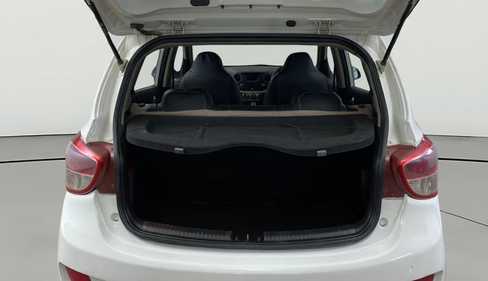 2015 Hyundai Grand i10 SPORTZ 1.2 KAPPA VTVT, Petrol, Manual, 50,768 km, Boot Open Zoomed View