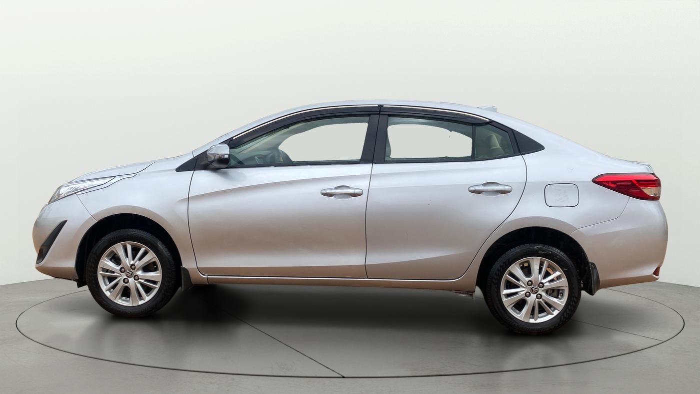 2018 Toyota YARIS V MT, Petrol, Manual, 69,284 km, Left Side