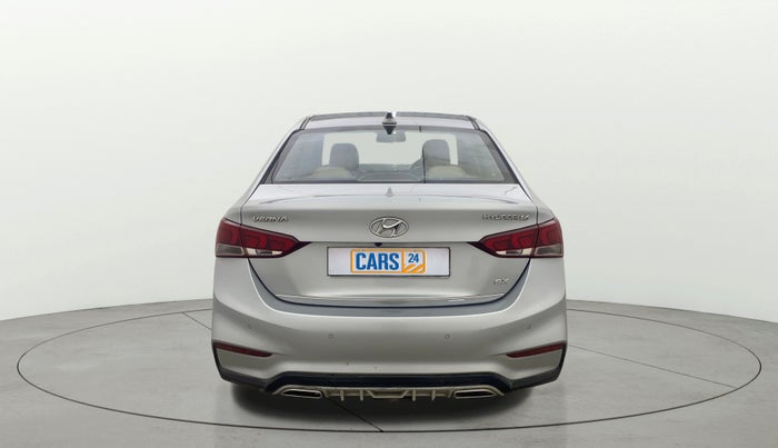 2019 Hyundai Verna 1.6 VTVT SX, Petrol, Manual, 84,490 km, Back/Rear