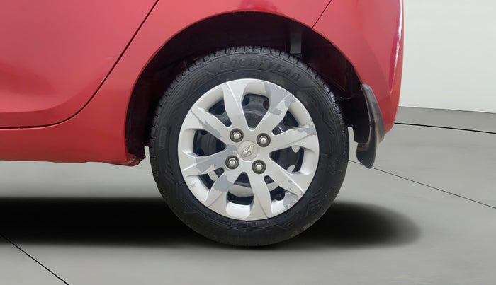 2015 Hyundai Eon MAGNA +, Petrol, Manual, 95,923 km, Left Rear Wheel