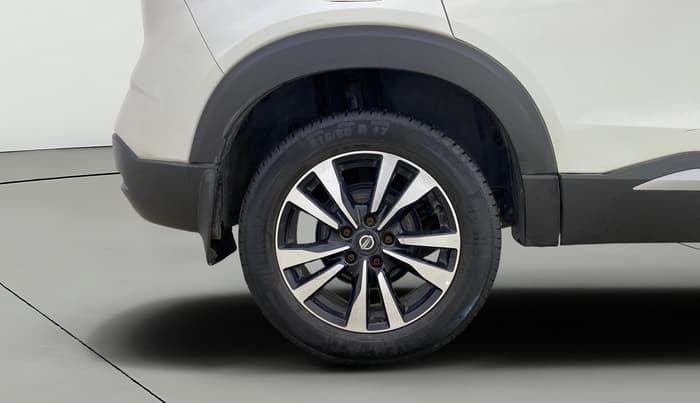 2019 Nissan Kicks XV PREMIUM (O) DIESEL, Diesel, Manual, 45,190 km, Right Rear Wheel