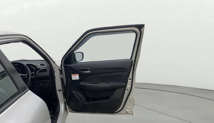 2023 Maruti Swift VXI CNG, CNG, Manual, 71,871 km, RHS Front Door