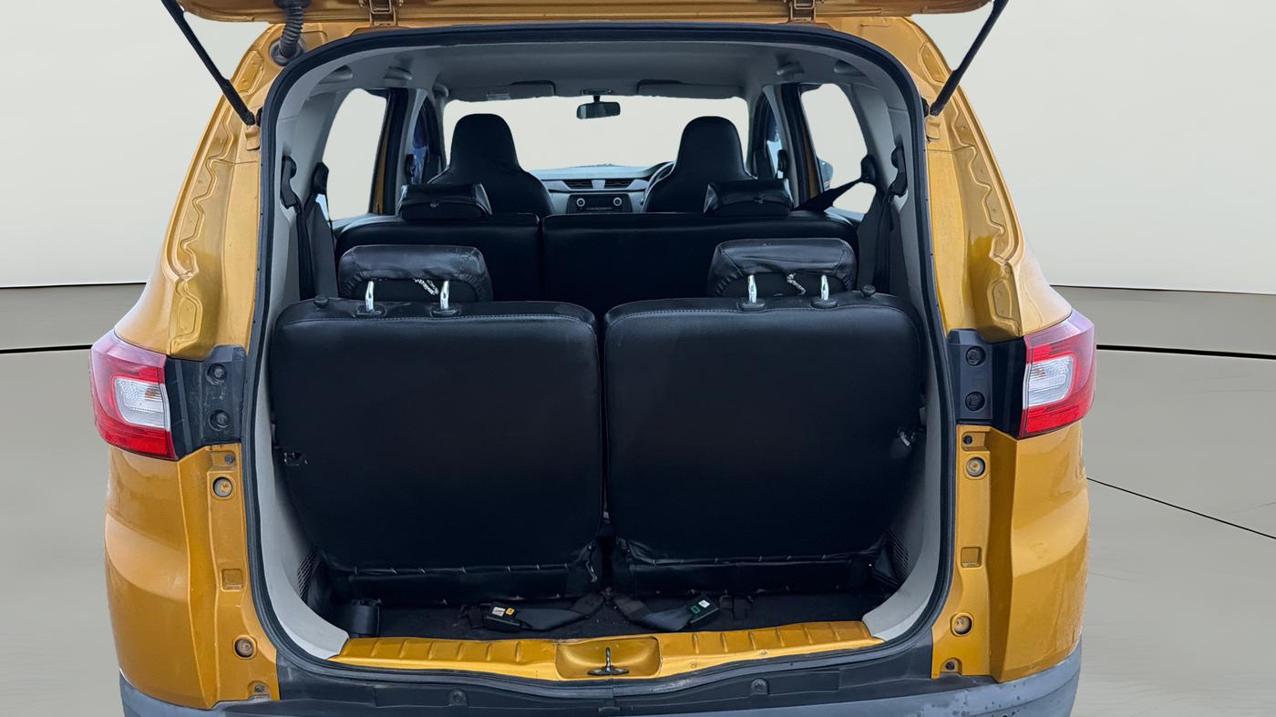 2020 Renault TRIBER RXL MT, Petrol, Manual, 68,082 km, Boot Open Zoomed View