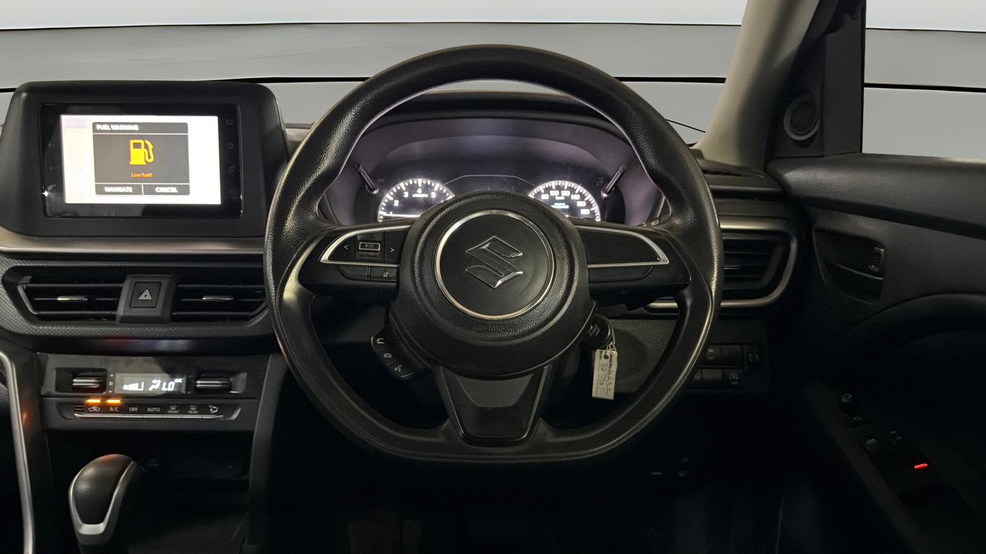 2022 Maruti BREZZA VXI AT SMART HYBRID, Petrol, Automatic, 46,162 km, Steering Wheel Close Up