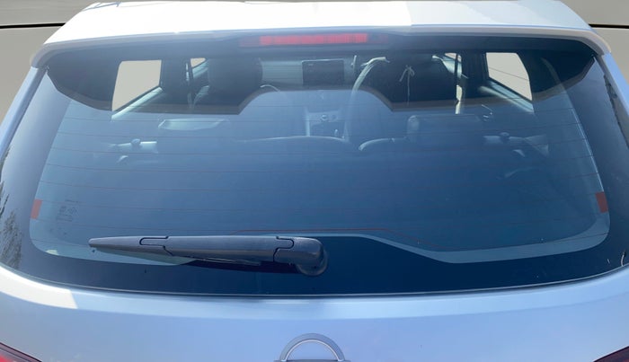 2023 Nissan MAGNITE XV MT, Petrol, Manual, 27,930 km, Rear Windshield